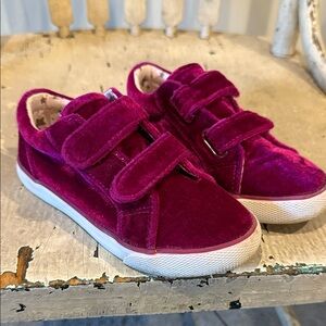 Cat & Jack Velvet Kids Shoes Magenta 9